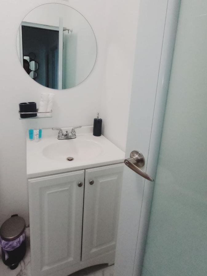 Urban Lodgings Two @ Roosevelt 457 Σαν Χουάν Εξωτερικό φωτογραφία