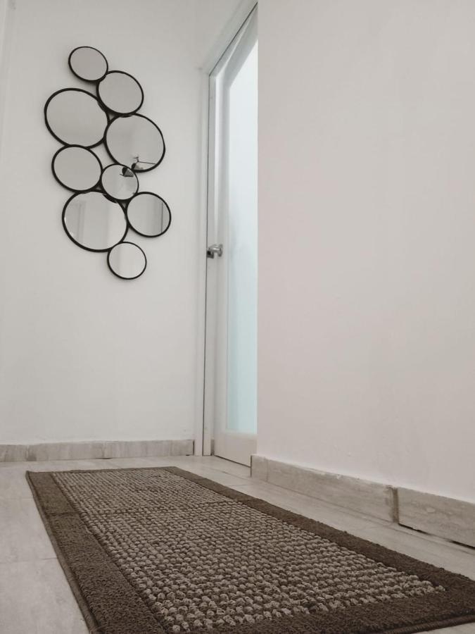 Urban Lodgings Two @ Roosevelt 457 Σαν Χουάν Εξωτερικό φωτογραφία