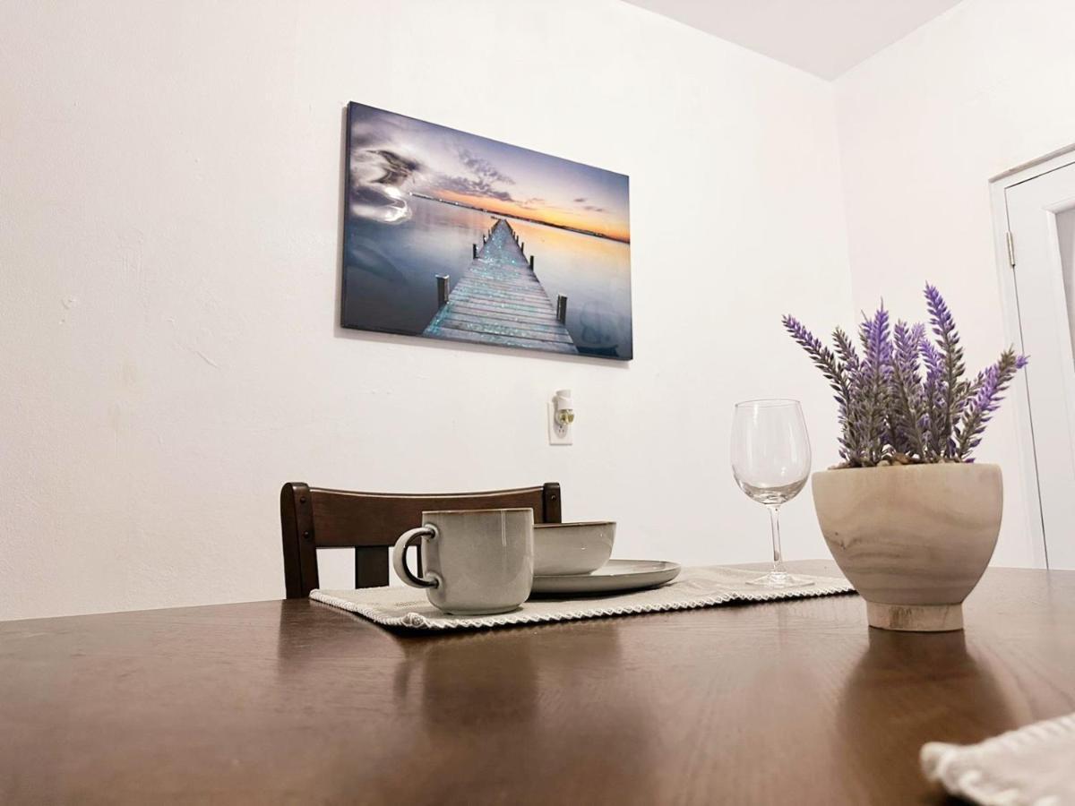 Urban Lodgings Two @ Roosevelt 457 Σαν Χουάν Εξωτερικό φωτογραφία