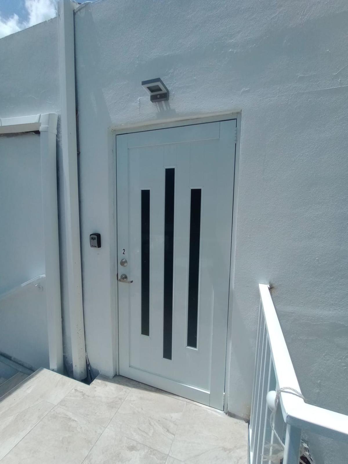Urban Lodgings Two @ Roosevelt 457 Σαν Χουάν Εξωτερικό φωτογραφία
